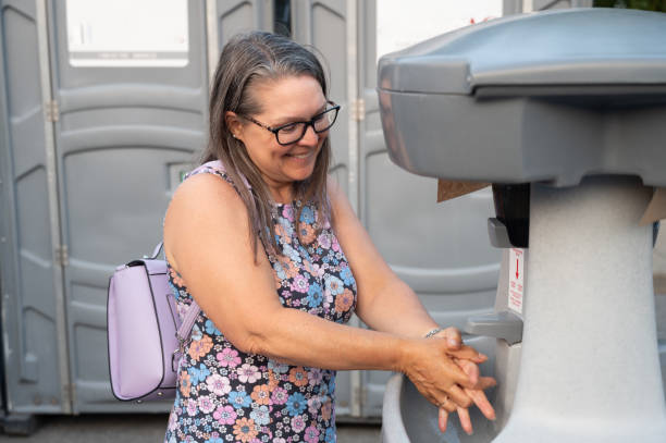 Best Best portable toilet rental  in Mount Hope, WV